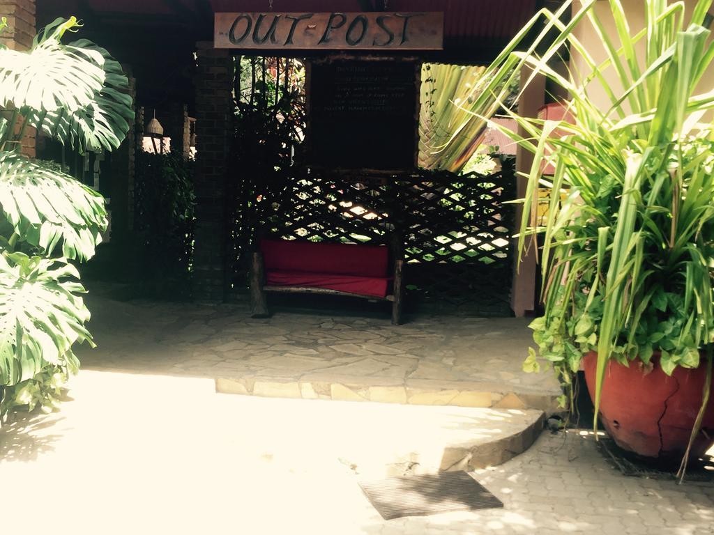 Outpost Lodge Arusha Bagian luar foto