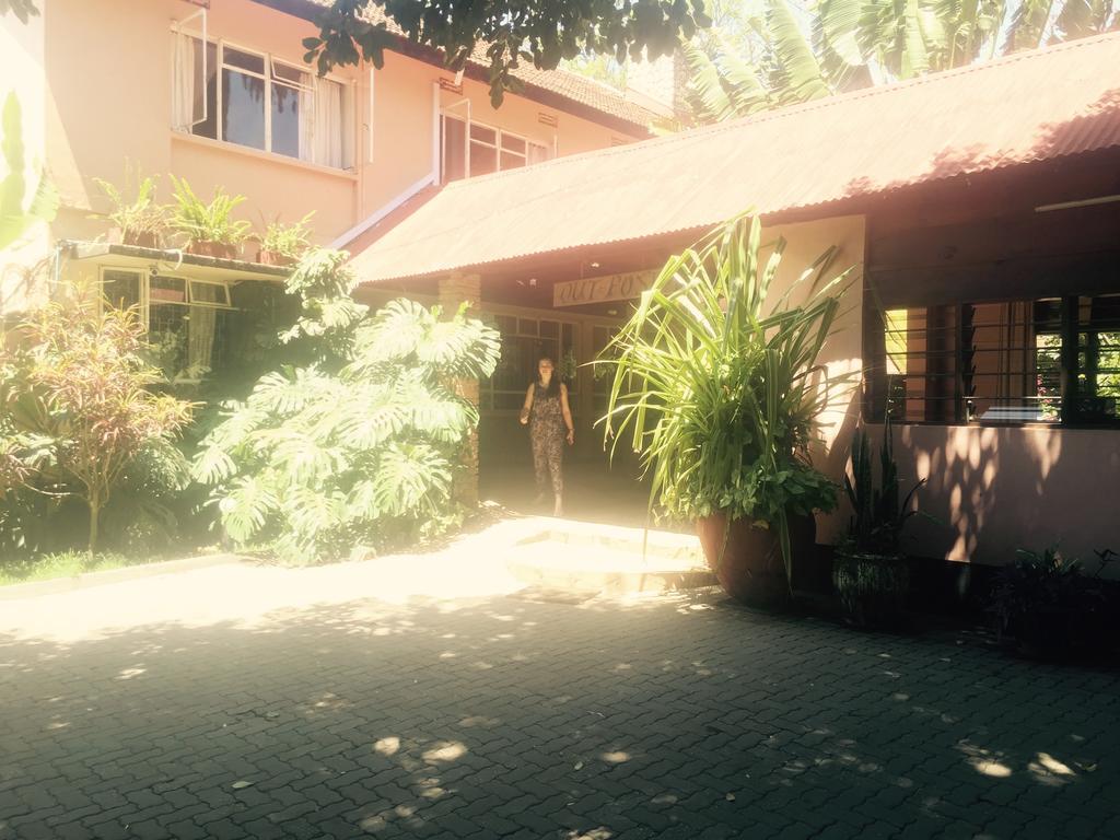 Outpost Lodge Arusha Bagian luar foto