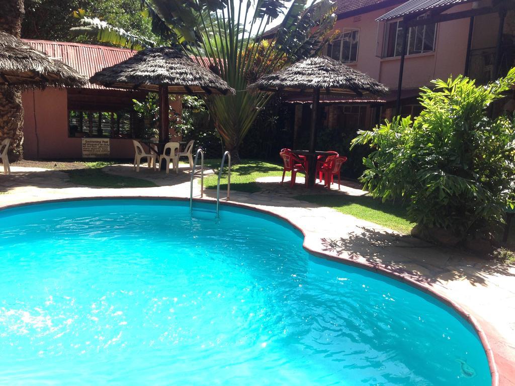 Outpost Lodge Arusha Bagian luar foto