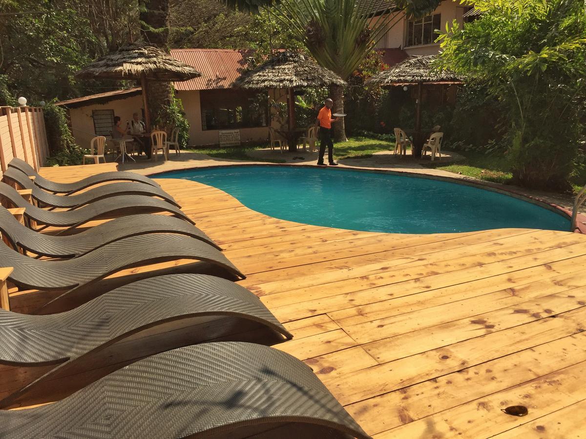 Outpost Lodge Arusha Bagian luar foto